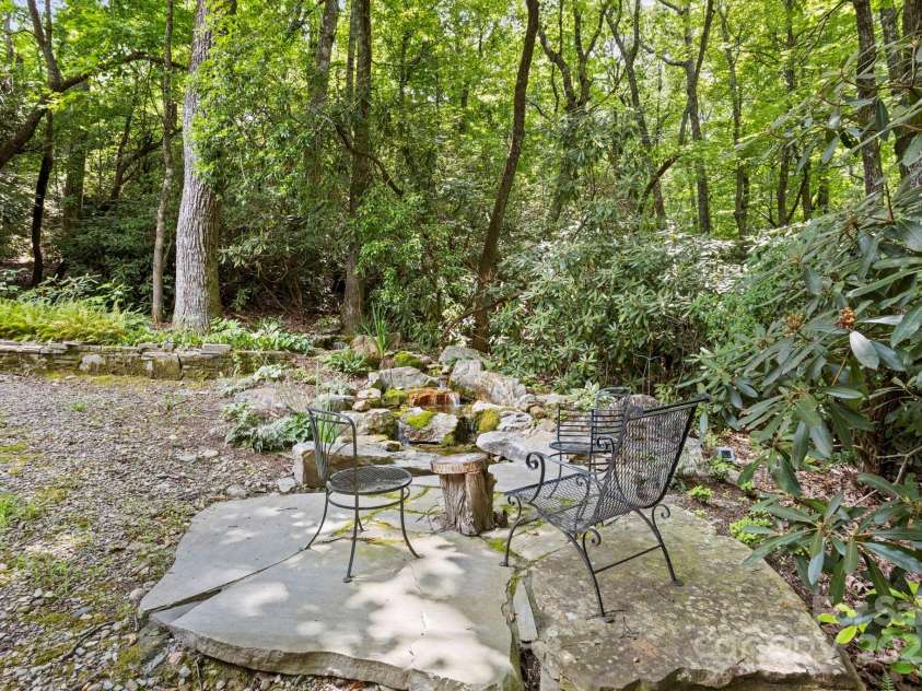 100 Elmridge Drive, Flat Rock, NC 28731.  MLS# CAR4218892, YatesRealty ID 1778. 