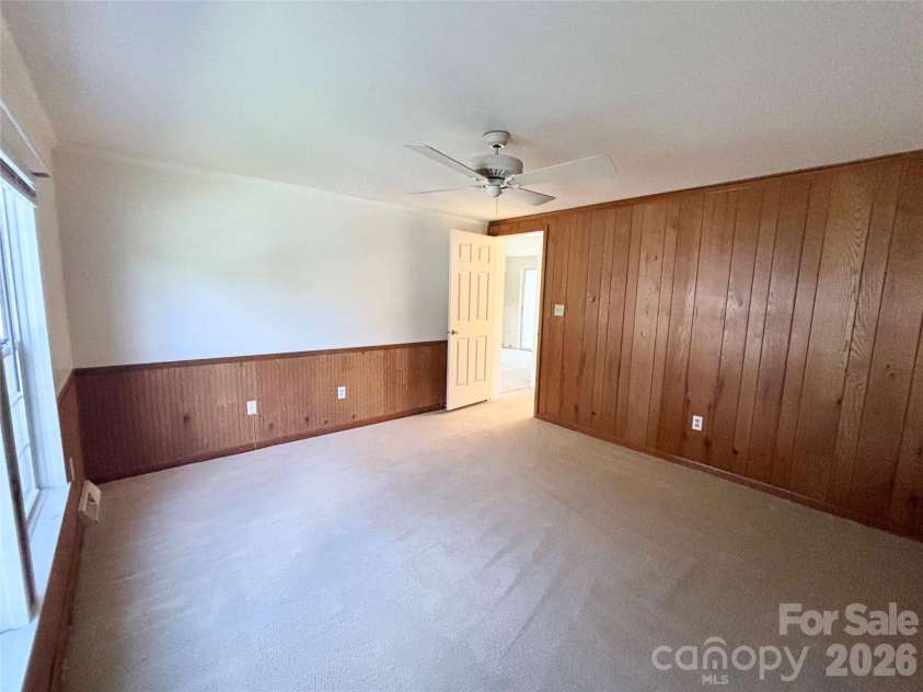 10 June Lane, Hendersonville, NC 28792.  MLS# CAR4377201, YatesRealty ID 17780. 