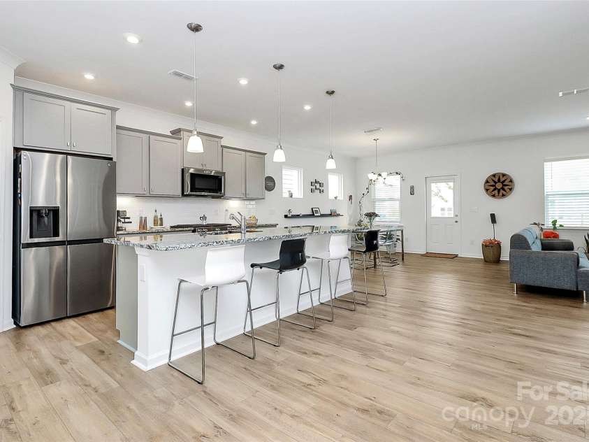 13140 Sudwick Lane, Charlotte, NC 28278.  MLS# CAR4266826, YatesRealty ID 17780. 