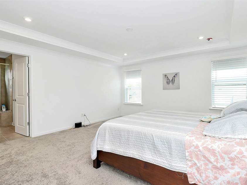 13140 Sudwick Lane, Charlotte, NC 28278.  MLS# CAR4266826, YatesRealty ID 17780. 