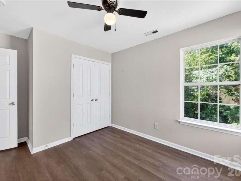 10303 Madison Park Drive, Charlotte, NC 28269.  MLS# CAR4376986, YatesRealty ID 17785. Bedroom 3