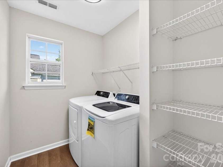 10303 Madison Park Drive, Charlotte, NC 28269.  MLS# CAR4376986, YatesRealty ID 17785. Laundry Room