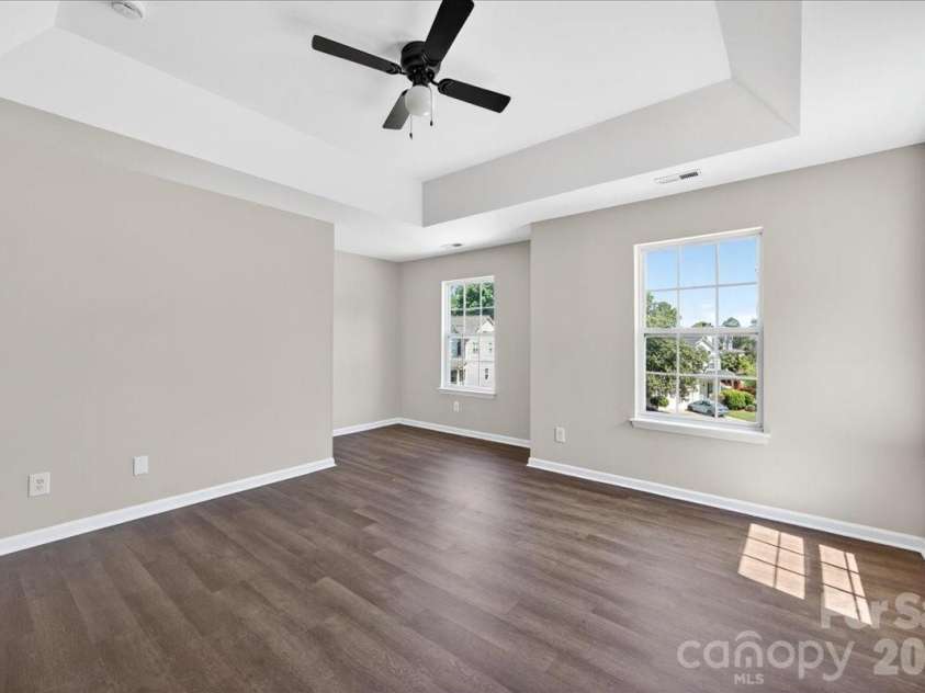 10303 Madison Park Drive, Charlotte, NC 28269.  MLS# CAR4376986, YatesRealty ID 17785. Primary Bedroom