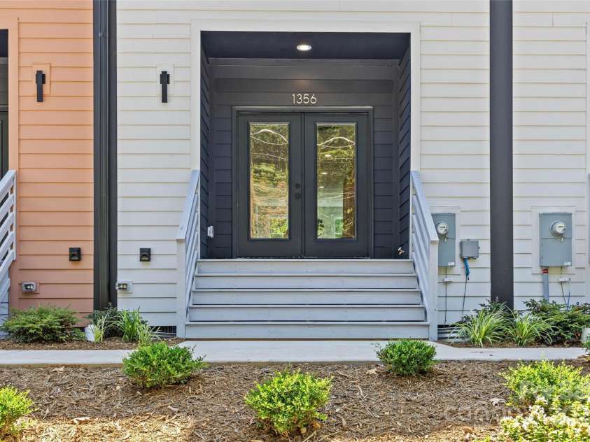 1356 Briar Creek Road, Charlotte, NC 28205.  MLS# CAR4268219, YatesRealty ID 17789. 