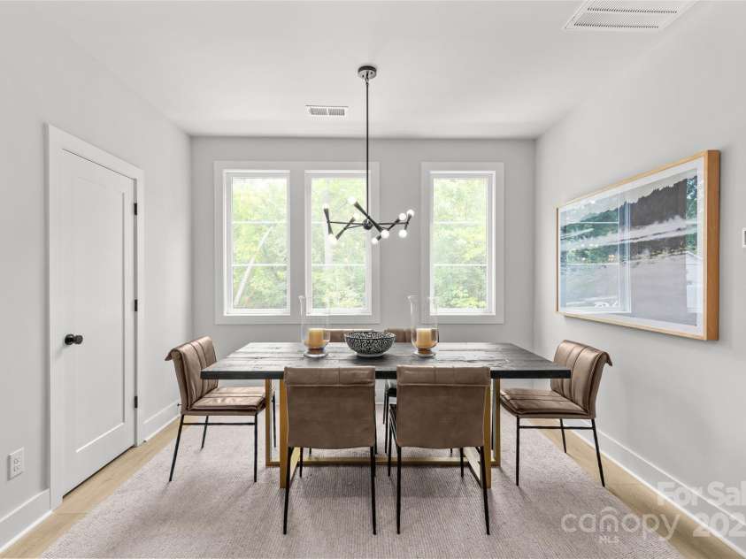 1356 Briar Creek Road, Charlotte, NC 28205.  MLS# CAR4268219, YatesRealty ID 17789. Dining