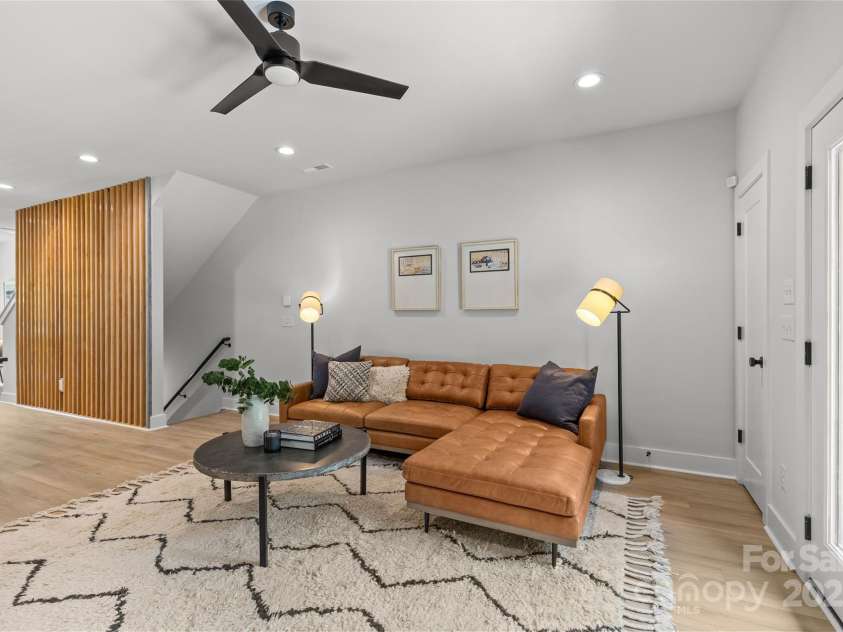 1356 Briar Creek Road, Charlotte, NC 28205.  MLS# CAR4268219, YatesRealty ID 17789. Living Room