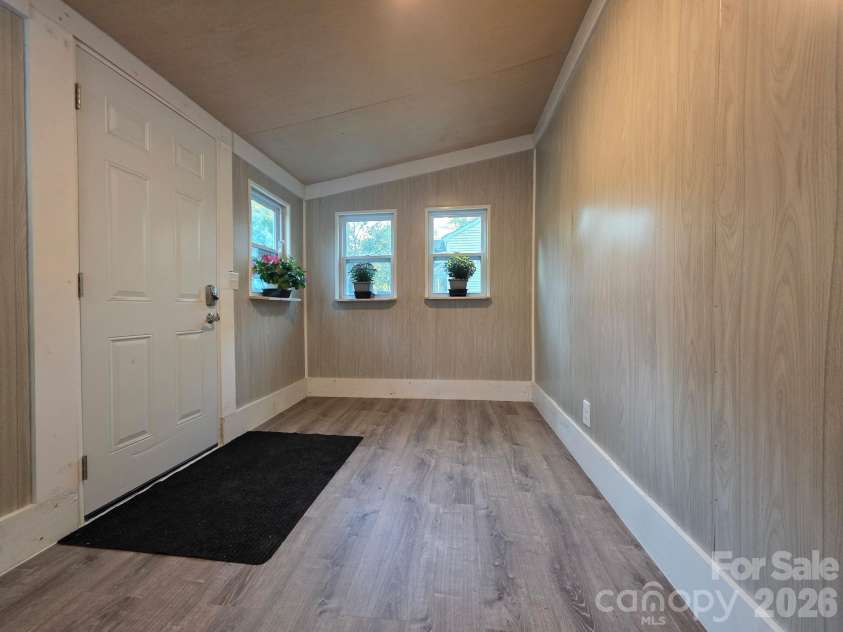 4723 Linden Street, Columbia, SC 29203.  MLS# CAR4376561, YatesRealty ID 17789. 