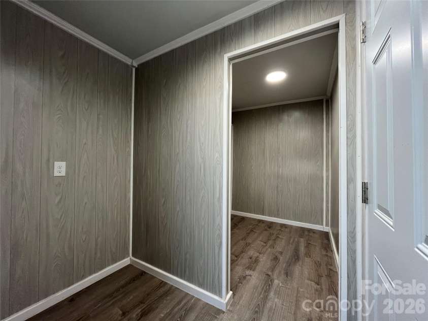 4723 Linden Street, Columbia, SC 29203.  MLS# CAR4376561, YatesRealty ID 17789. 