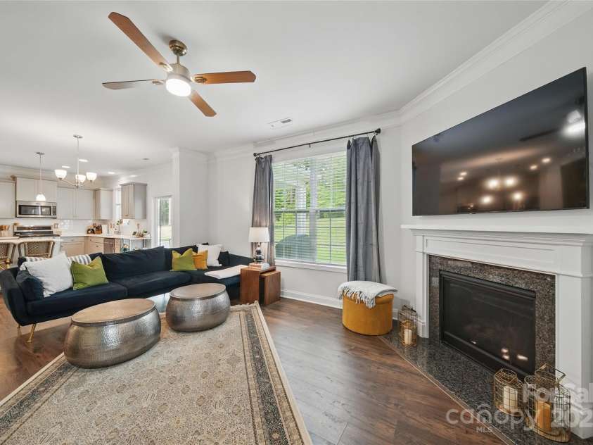 2034 Houle Lane, Charlotte, NC 28214.  MLS# CAR4268029, YatesRealty ID 17790. 