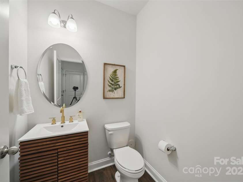 2034 Houle Lane, Charlotte, NC 28214.  MLS# CAR4268029, YatesRealty ID 17790. 