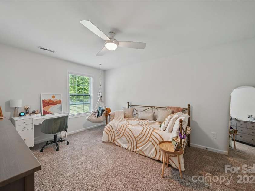 2034 Houle Lane, Charlotte, NC 28214.  MLS# CAR4268029, YatesRealty ID 17790. 