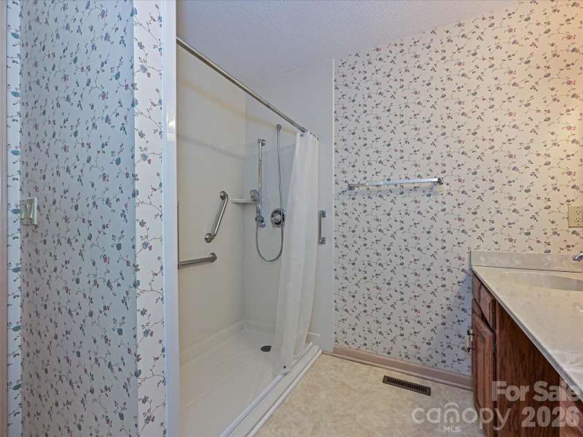 4165 Wrangler Drive, Concord, NC 28027.  MLS# CAR4377327, YatesRealty ID 17790. 