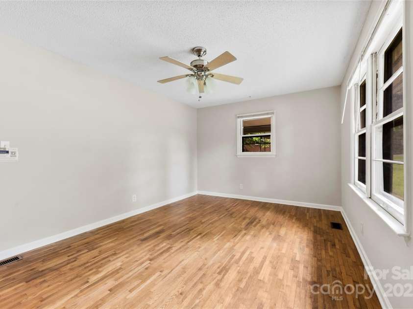 1156 Westover Circle, Rock Hill, SC 29732.  MLS# CAR4267886, YatesRealty ID 17794. 