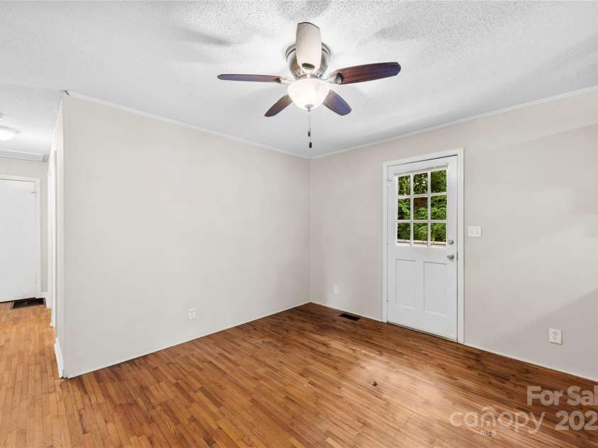 1156 Westover Circle, Rock Hill, SC 29732.  MLS# CAR4267886, YatesRealty ID 17794. 