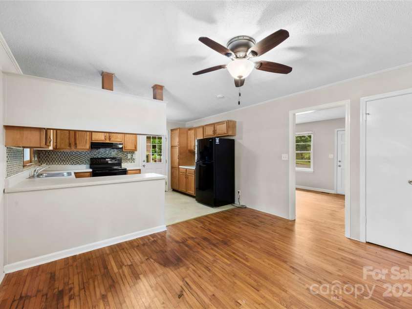 1156 Westover Circle, Rock Hill, SC 29732.  MLS# CAR4267886, YatesRealty ID 17794. 