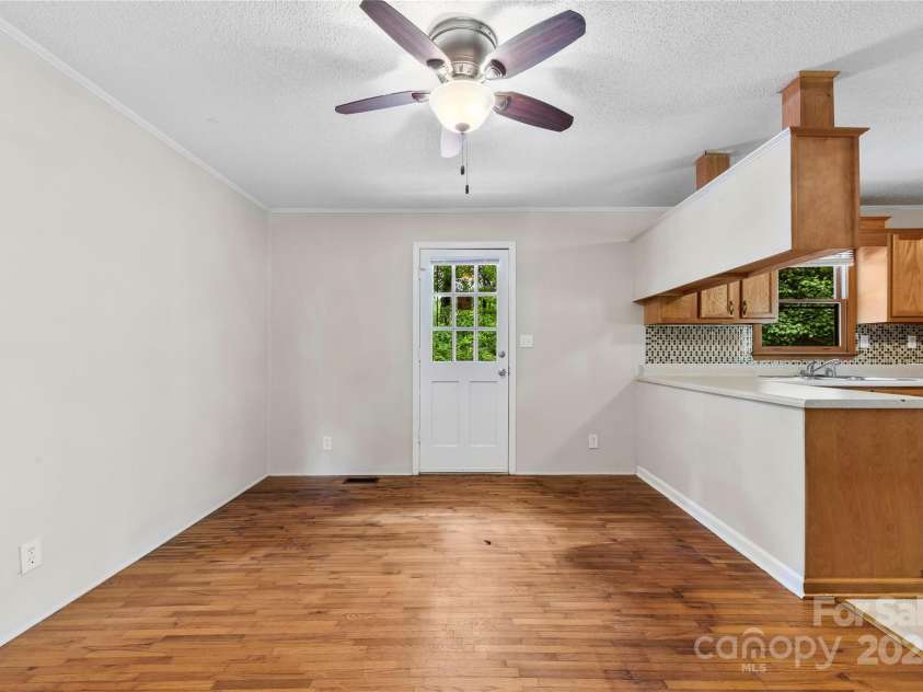 1156 Westover Circle, Rock Hill, SC 29732.  MLS# CAR4267886, YatesRealty ID 17794. 