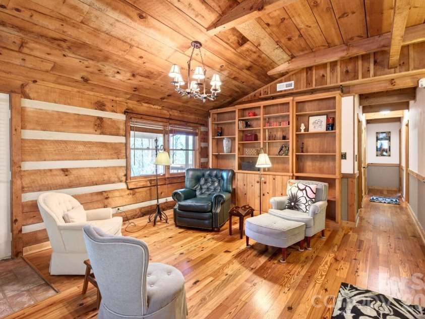 32 Seldom Home Drive, Black Mountain, NC 28711.  MLS# CAR4362440, YatesRealty ID 17794. 