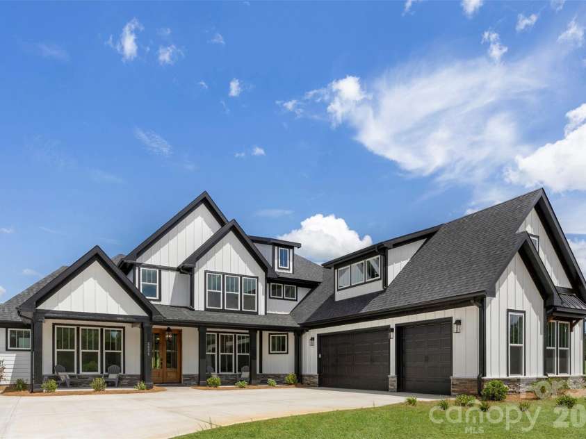 4606 Quiet Rail Court, Lancaster, SC 29720.  MLS# CAR4395665, YatesRealty ID 17795. 