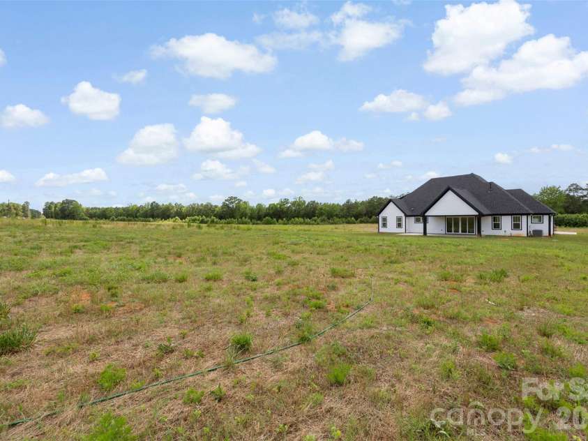 4606 Quiet Rail Court, Lancaster, SC 29720.  MLS# CAR4395665, YatesRealty ID 17795. 