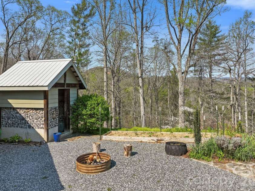 310 Burr Ridge, Marshall, NC 28753.  MLS# CAR4365962, YatesRealty ID 17797. Pump house