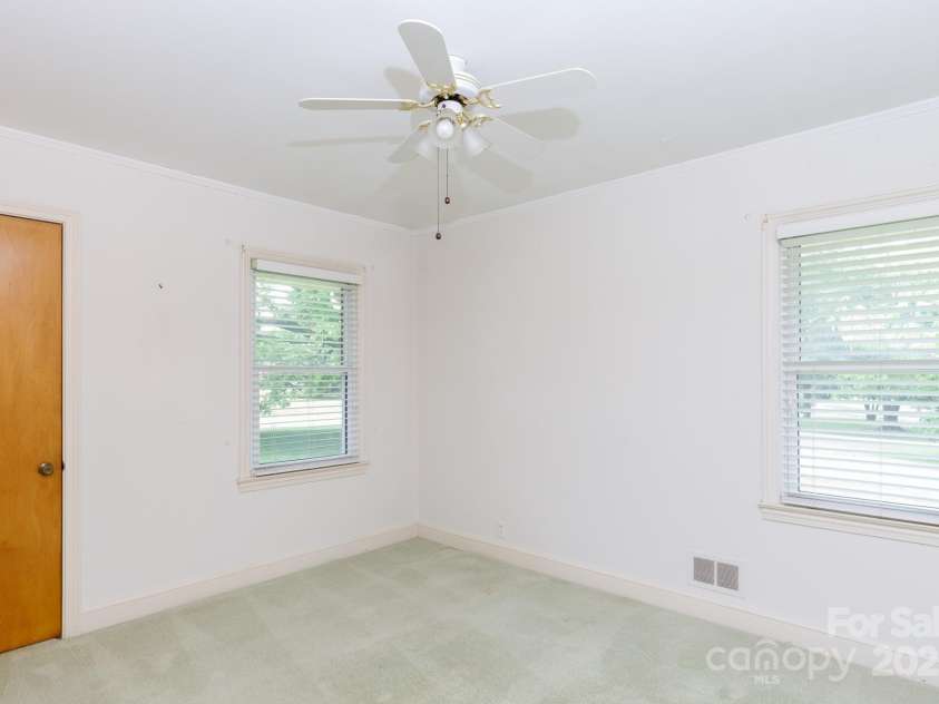 205 Hillcrest Avenue, Rock Hill, SC 29732.  MLS# CAR4266563, YatesRealty ID 17798. 