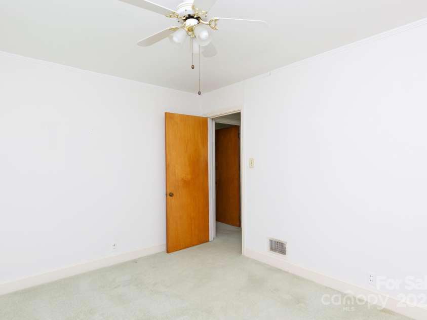 205 Hillcrest Avenue, Rock Hill, SC 29732.  MLS# CAR4266563, YatesRealty ID 17798. 