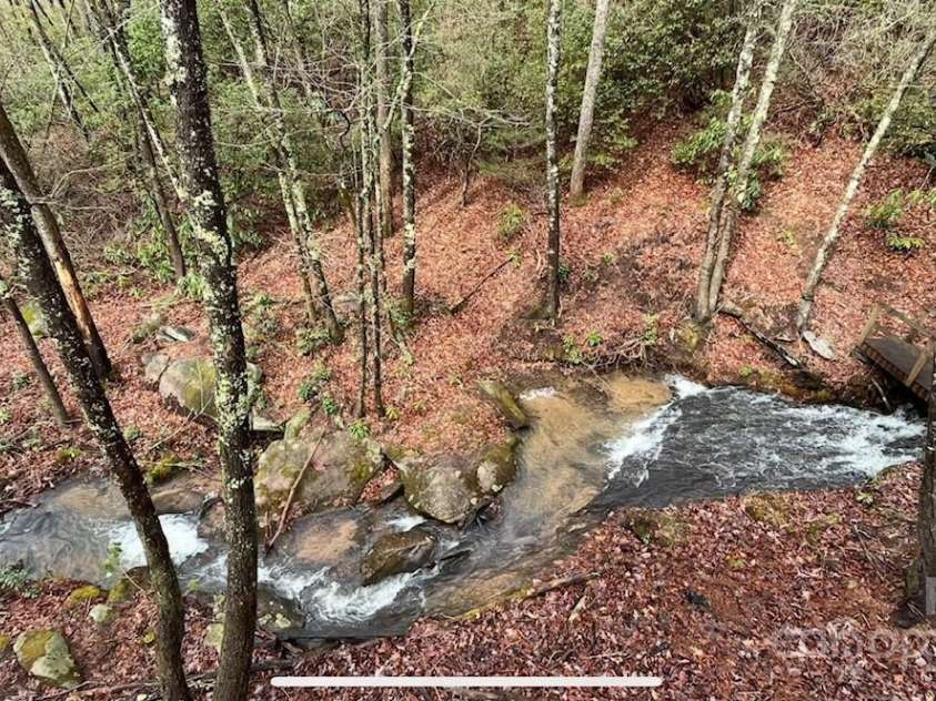 630 Shumont Road, Black Mountain, NC 28711.  MLS# CAR4269091, YatesRealty ID 178. 