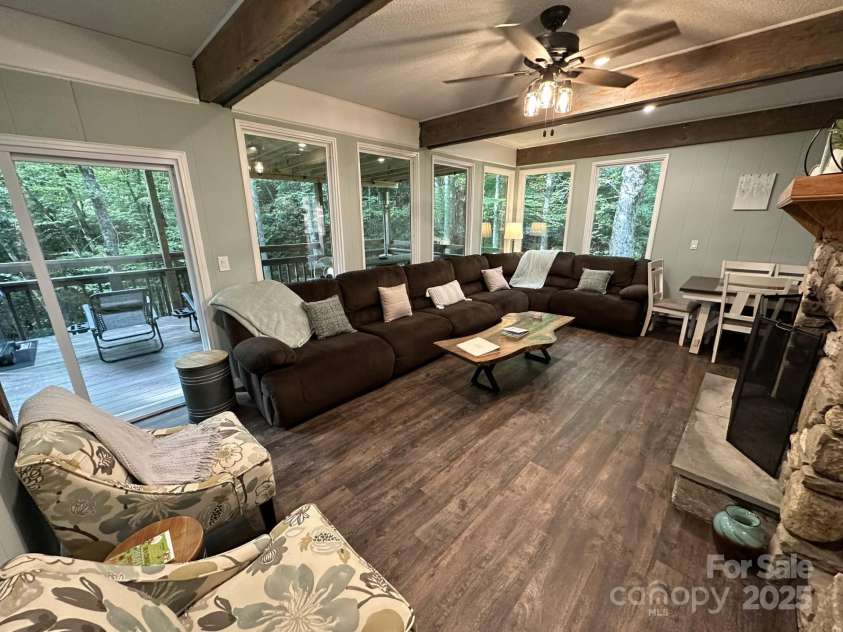 630 Shumont Road, Black Mountain, NC 28711.  MLS# CAR4269091, YatesRealty ID 178. 