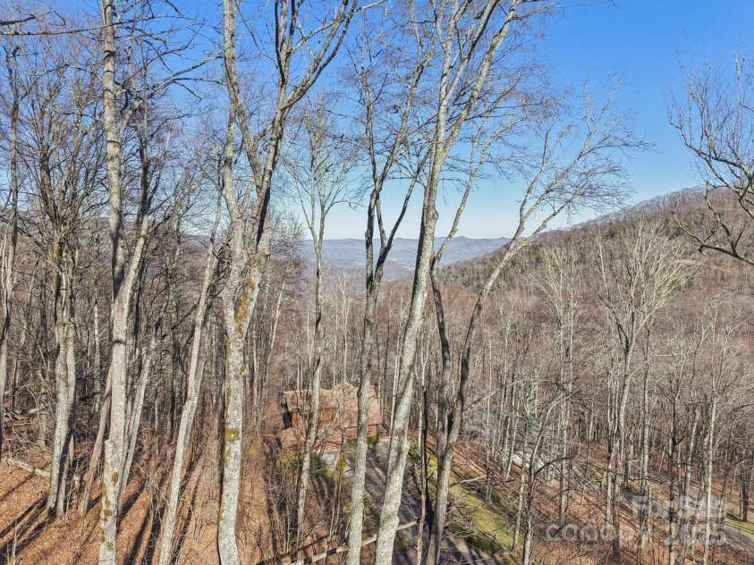 102 Iga Trail, Maggie Valley, NC 28751.  MLS# CAR4331982, YatesRealty ID 1780. 