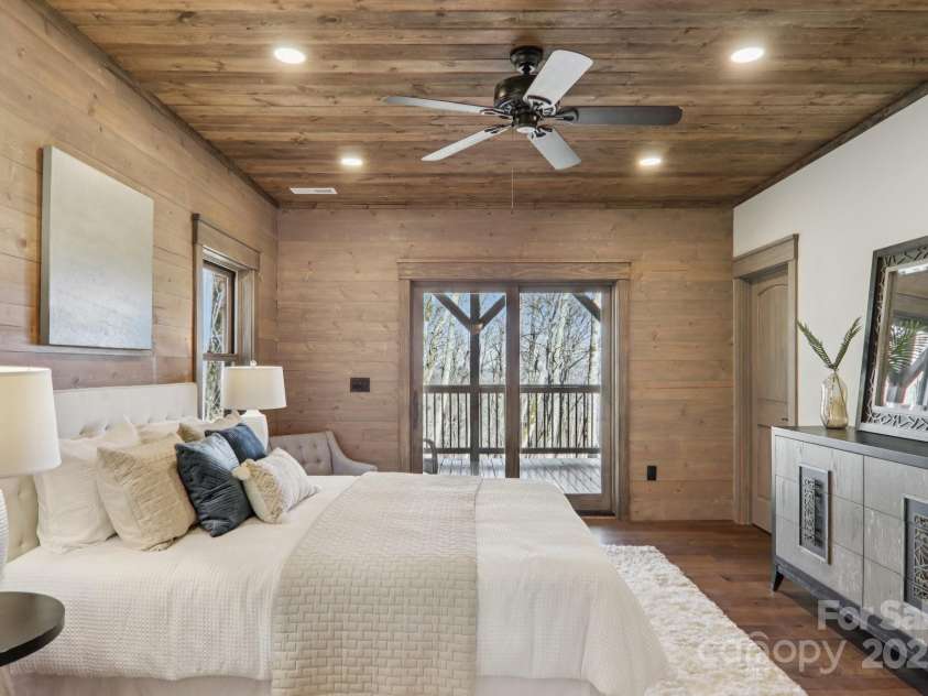 102 Iga Trail, Maggie Valley, NC 28751.  MLS# CAR4331982, YatesRealty ID 1780. 