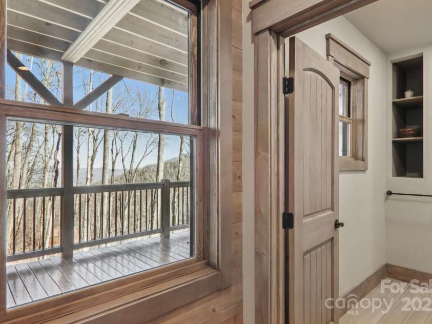 102 Iga Trail, Maggie Valley, NC 28751.  MLS# CAR4331982, YatesRealty ID 1780. 