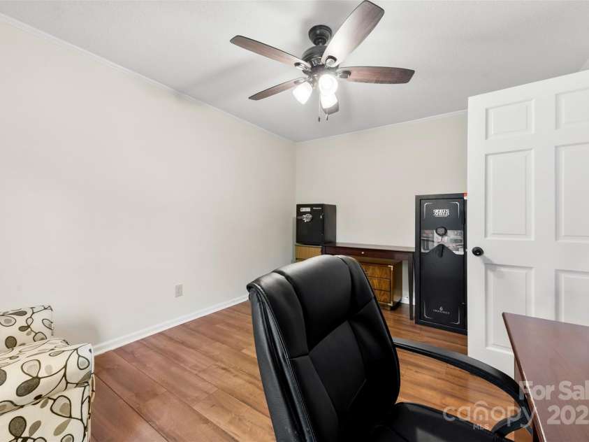 1012 Woodlark Court, Gastonia, NC 28056.  MLS# CAR4246921, YatesRealty ID 17800. Bedroom 3