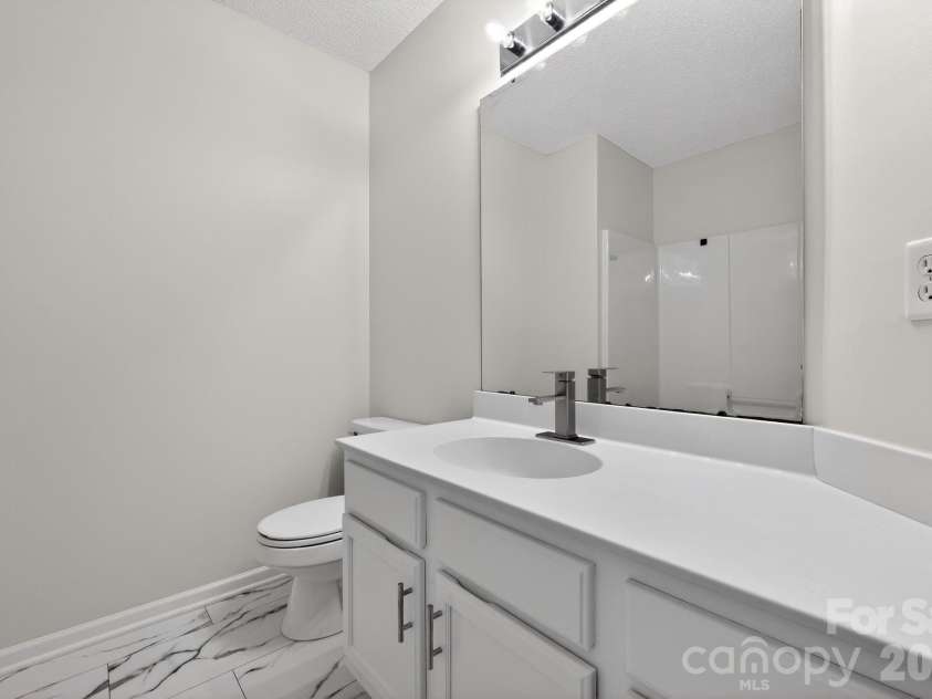 105 Willow Court, Mount Holly, NC 28120.  MLS# CAR4374264, YatesRealty ID 17800. 