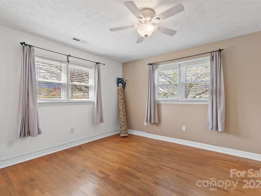 641 Camelot Drive, Waynesville, NC 28786.  MLS# CAR4244249, YatesRealty ID 17801. Primary bedroom