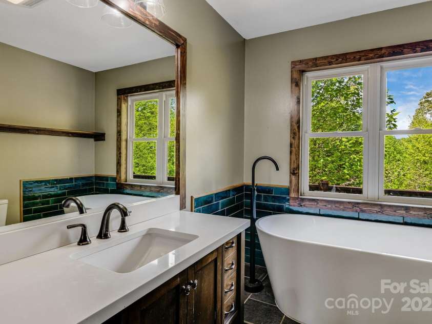 2521 Double Island Road, Green Mountain, NC 28740.  MLS# CAR4252012, YatesRealty ID 17802. 