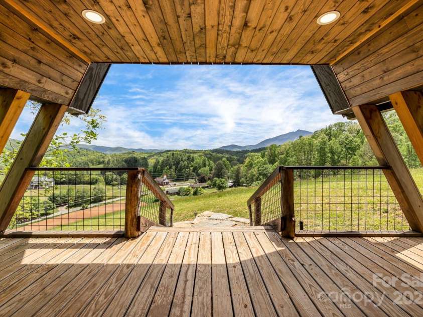 2521 Double Island Road, Green Mountain, NC 28740.  MLS# CAR4252012, YatesRealty ID 17802. 