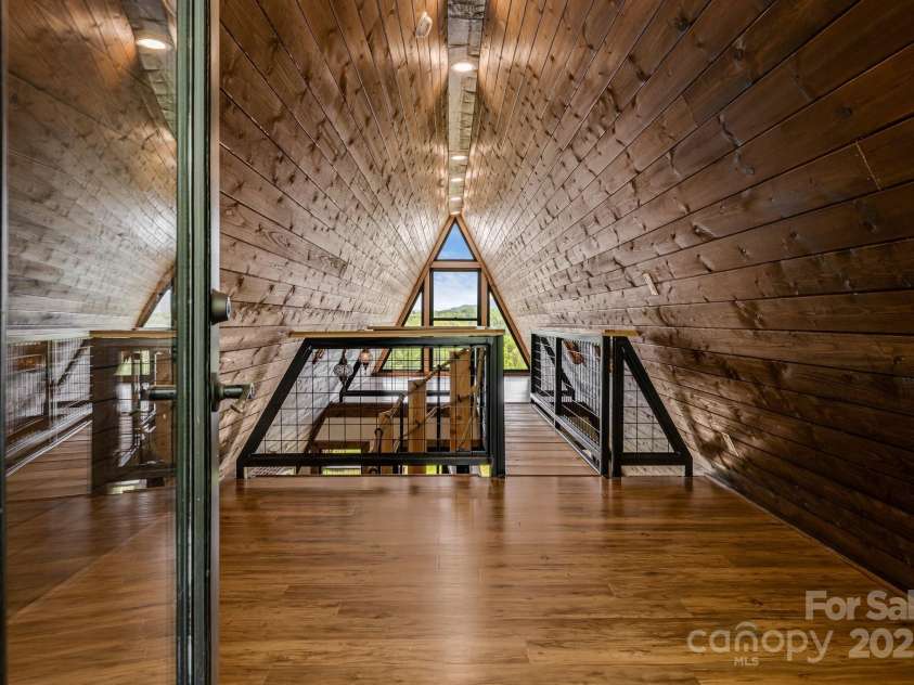 2521 Double Island Road, Green Mountain, NC 28740.  MLS# CAR4252012, YatesRealty ID 17802. 