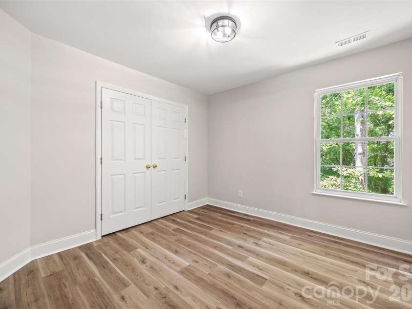 7520 Carmel Road, Charlotte, NC 28226.  MLS# CAR4372217, YatesRealty ID 17802. 