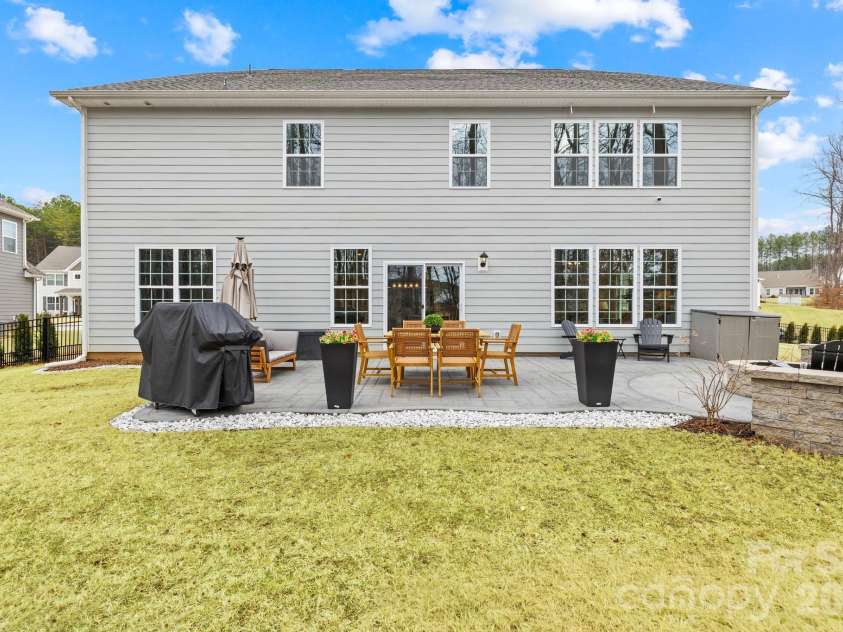 336 Streamwood Road, Troutman, NC 28166.  MLS# CAR4349283, YatesRealty ID 17803. Ample yard space.