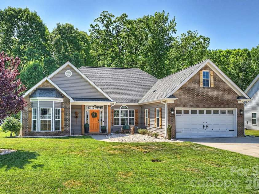 2500 Grayson Parkway, Monroe, NC 28110.  MLS# CAR4373636, YatesRealty ID 17804. 2500 Grayson Parkway