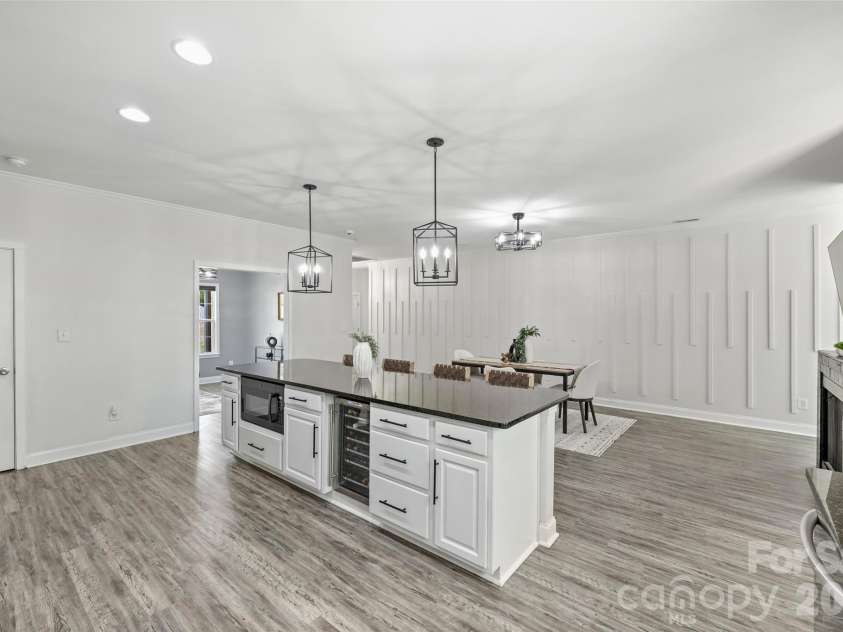 2500 Grayson Parkway, Monroe, NC 28110.  MLS# CAR4373636, YatesRealty ID 17804. 
