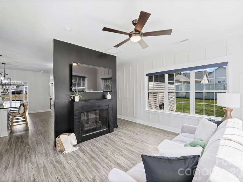 2500 Grayson Parkway, Monroe, NC 28110.  MLS# CAR4373636, YatesRealty ID 17804. 