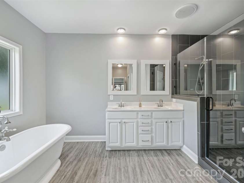 2500 Grayson Parkway, Monroe, NC 28110.  MLS# CAR4373636, YatesRealty ID 17804. 