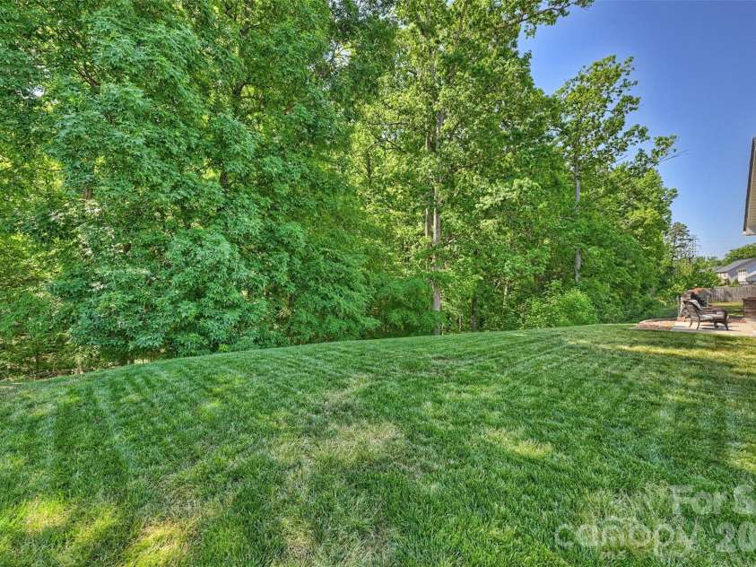 2500 Grayson Parkway, Monroe, NC 28110.  MLS# CAR4373636, YatesRealty ID 17804. 