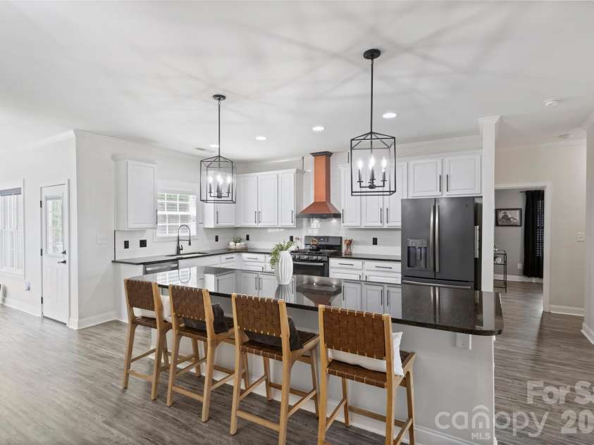 2500 Grayson Parkway, Monroe, NC 28110.  MLS# CAR4373636, YatesRealty ID 17804. Kitchen