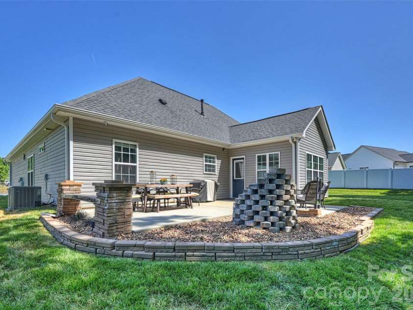 2500 Grayson Parkway, Monroe, NC 28110.  MLS# CAR4373636, YatesRealty ID 17804. Patio View
