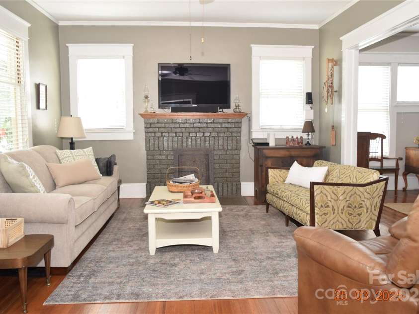 421 Mitchell Avenue, Salisbury, NC 28144.  MLS# CAR4238156, YatesRealty ID 17804. 