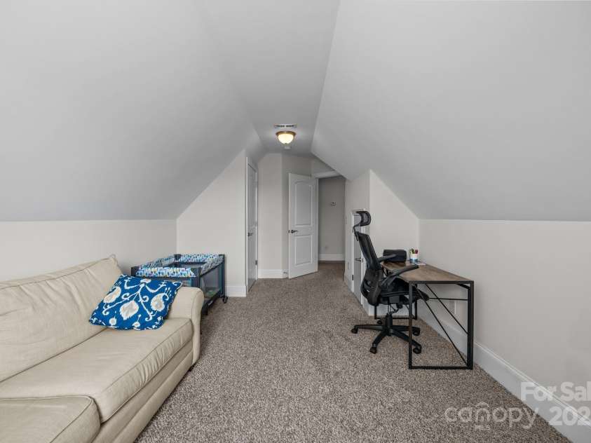 4004 Saint Andrews Court, Cramerton, NC 28032.  MLS# CAR4265985, YatesRealty ID 17805. 