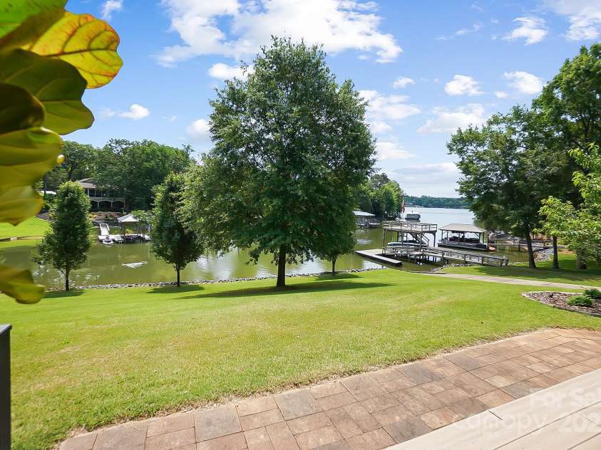 2354 Valelake Road, York, SC 29745.  MLS# CAR4266023, YatesRealty ID 17806. Peaceful living and relaxation is the main reason people purchase a waterfront home. This one offers the perfect blend, away from the main channel boat noise and pounding waves but with great views and deep water.