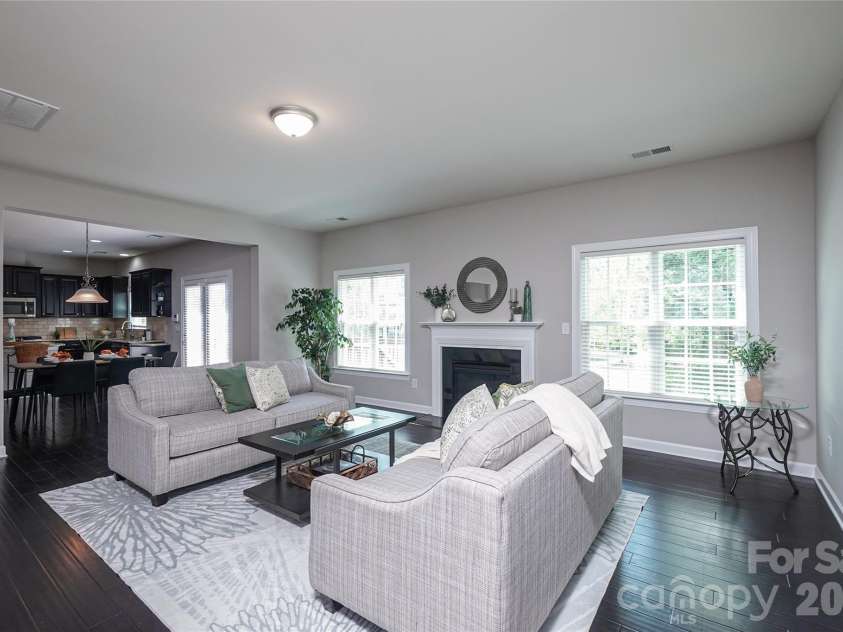 4008 Oxford Mill Road, Waxhaw, NC 28173.  MLS# CAR4371510, YatesRealty ID 17806. 